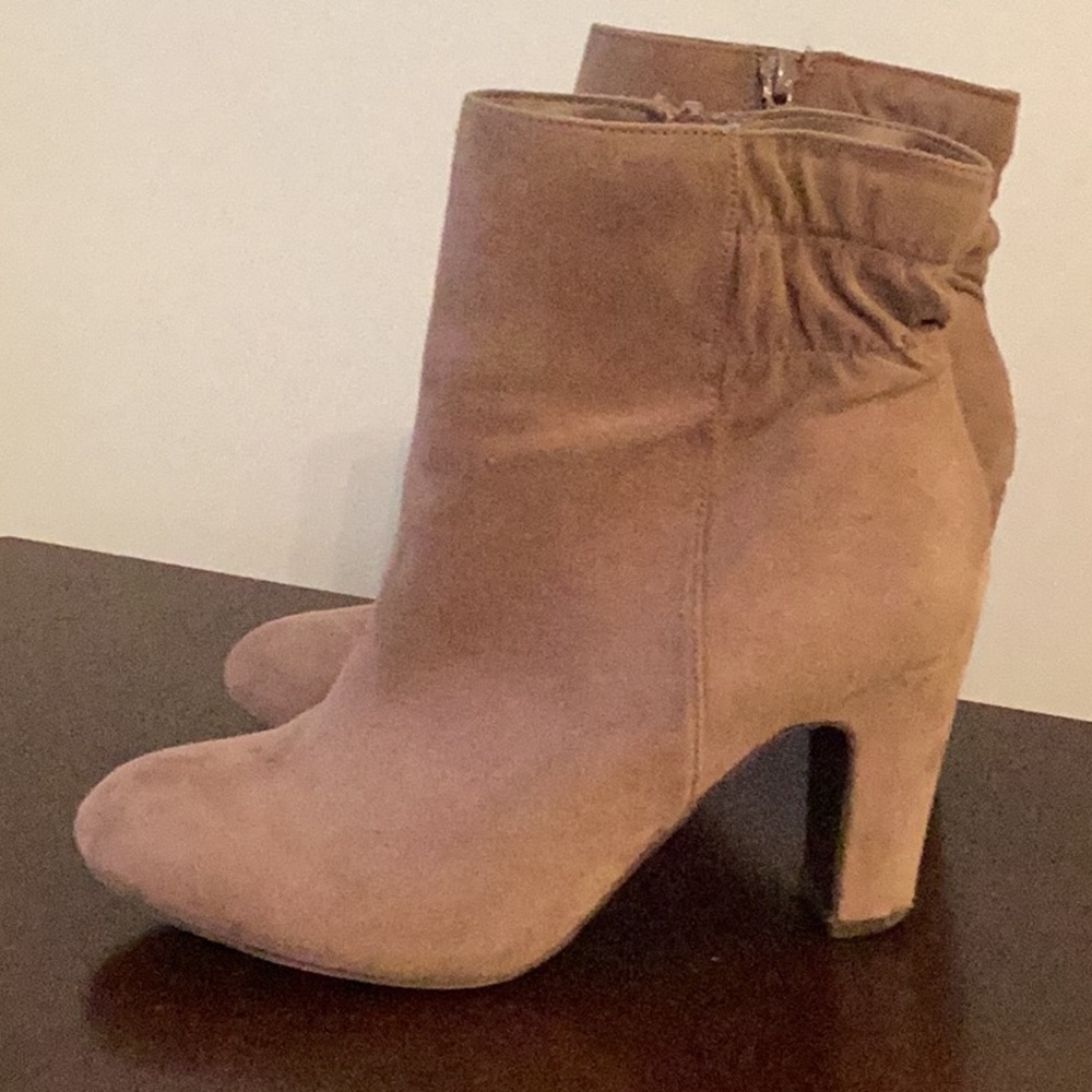 Kelly & Katie Ankle Booties w/Elegant Gathers in Tan Faux Suede and Hig…